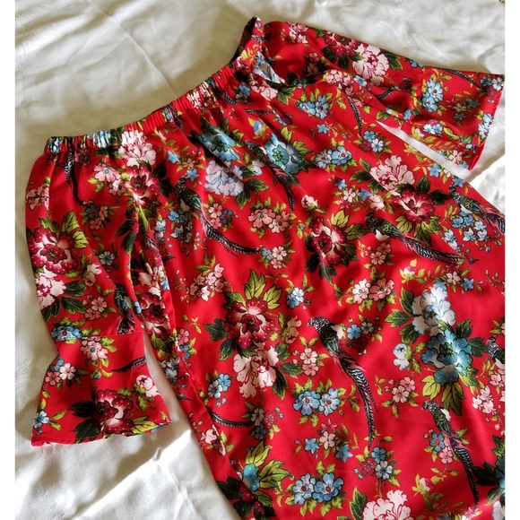 Flirty Floral Dress - Picture 4 of 5